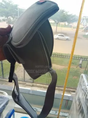 Pouch Arm Sling for Comfortable Arm Support