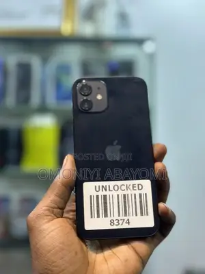 Apple iPhone 12 64 GB Black