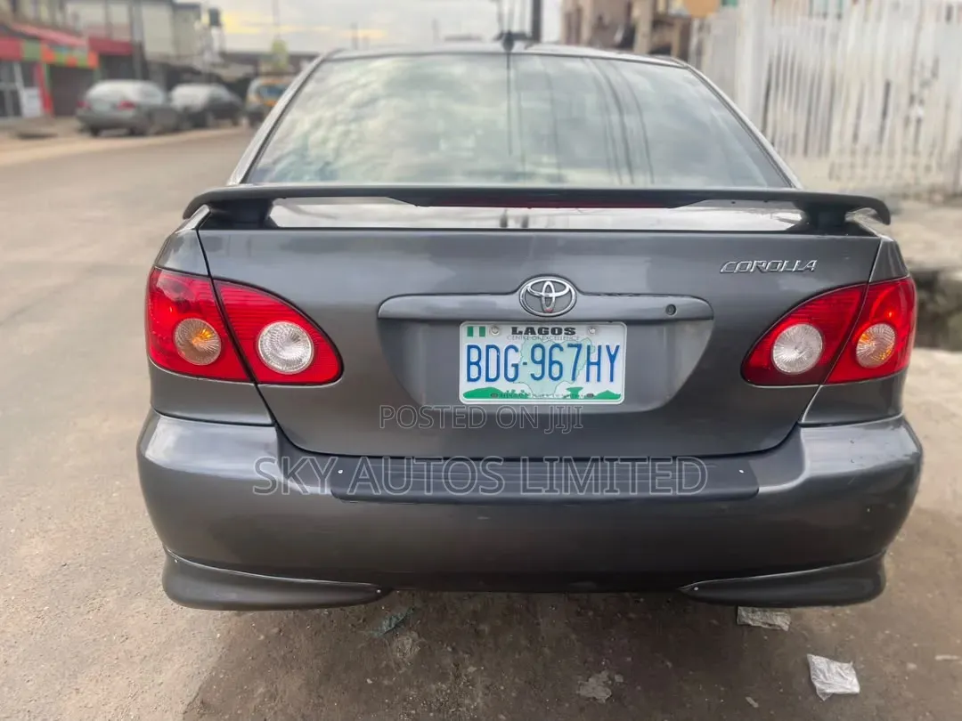 Toyota Corolla LE 2007 Gray