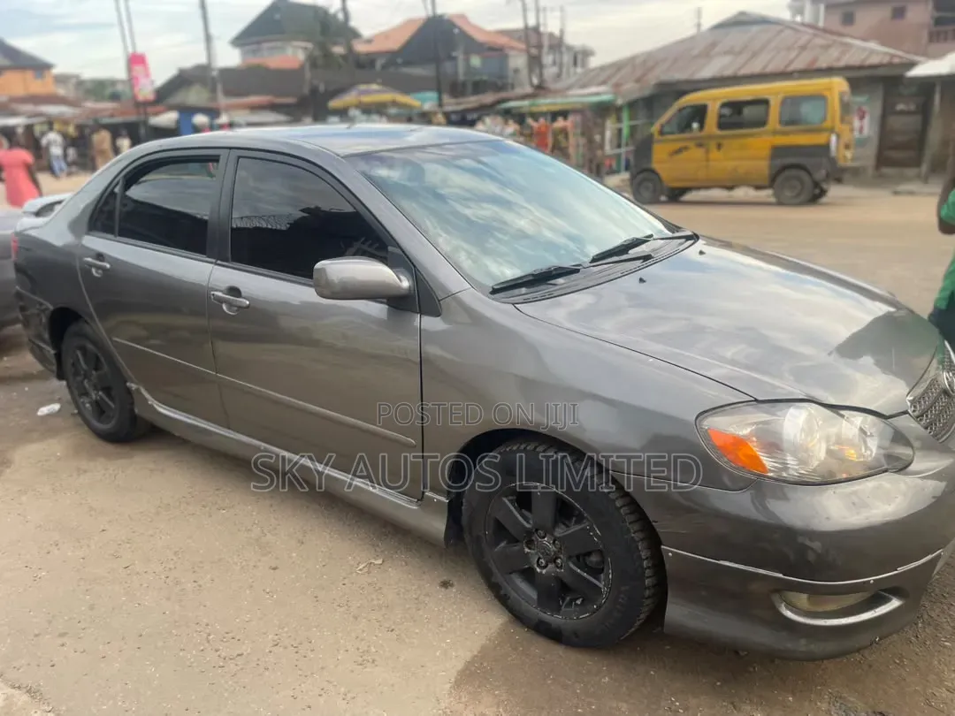 Toyota Corolla LE 2007 Gray