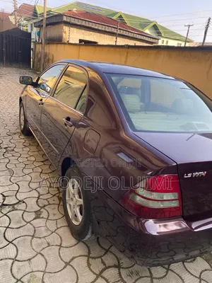 Toyota Corolla 2003 Burgundy