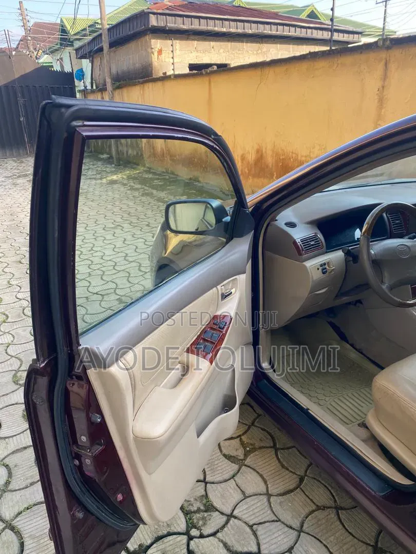 Toyota Corolla 2003 Burgundy