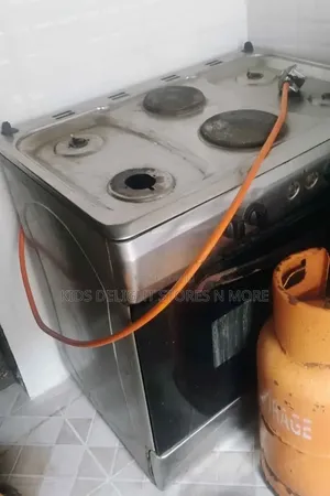 6 Burner Gas Cooker With Oven