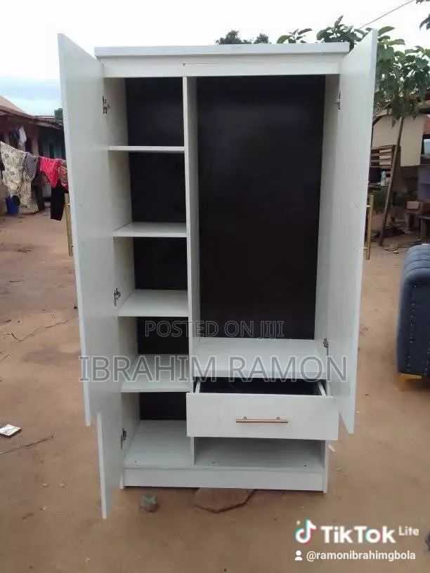 3ft by 6ft Wardrobe