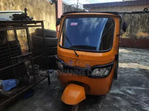 TVS King Deluxe Plus iTouch Start 2025 Yellow