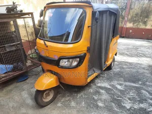 TVS King Deluxe Plus iTouch Start 2025 Yellow