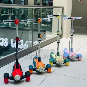 Kids 3-Wheel Kick Scooter With Front Headlight