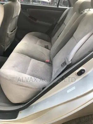 Toyota Corolla 2005 Silver
