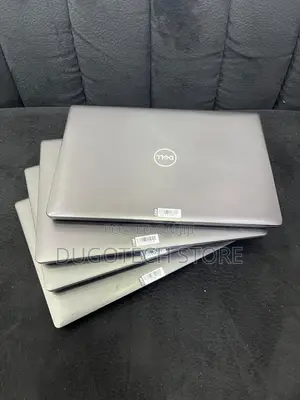 Laptop Dell Latitude 5400 8GB Intel Core i7 SSD 256GB