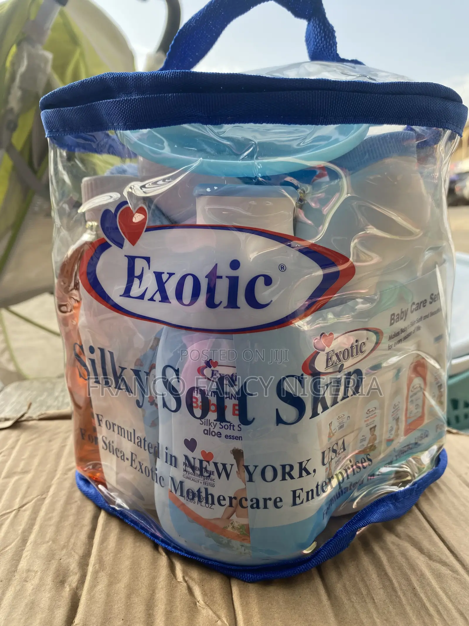 Exotic Cosmetic Set