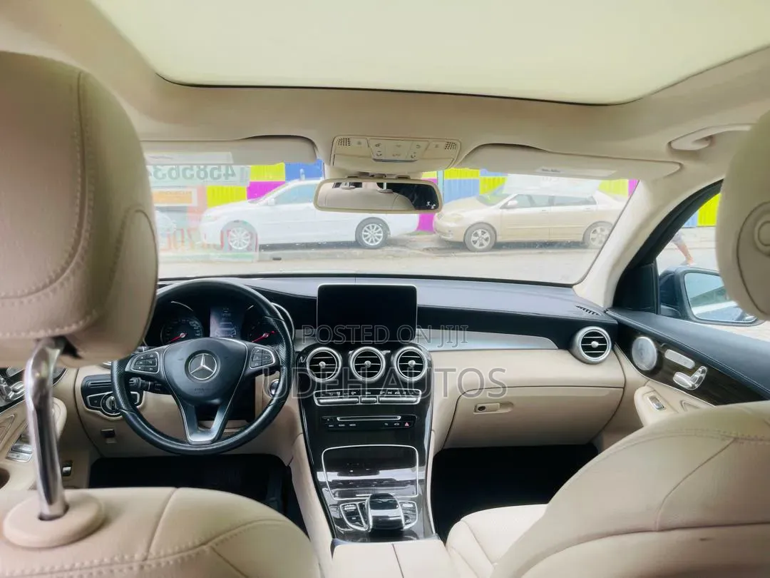 Mercedes-Benz GLC-Class 2016 Blue
