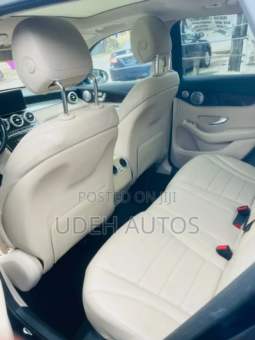 Mercedes-Benz GLC-Class 2016 Blue