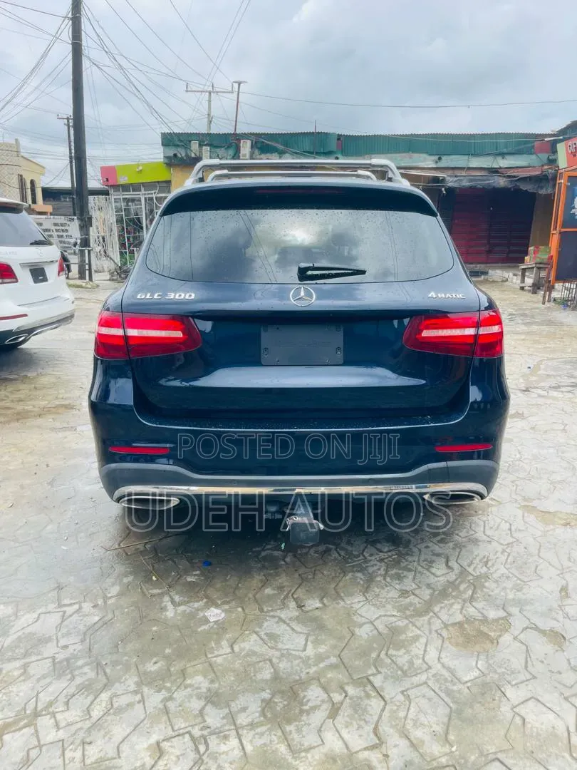 Mercedes-Benz GLC-Class 2016 Blue