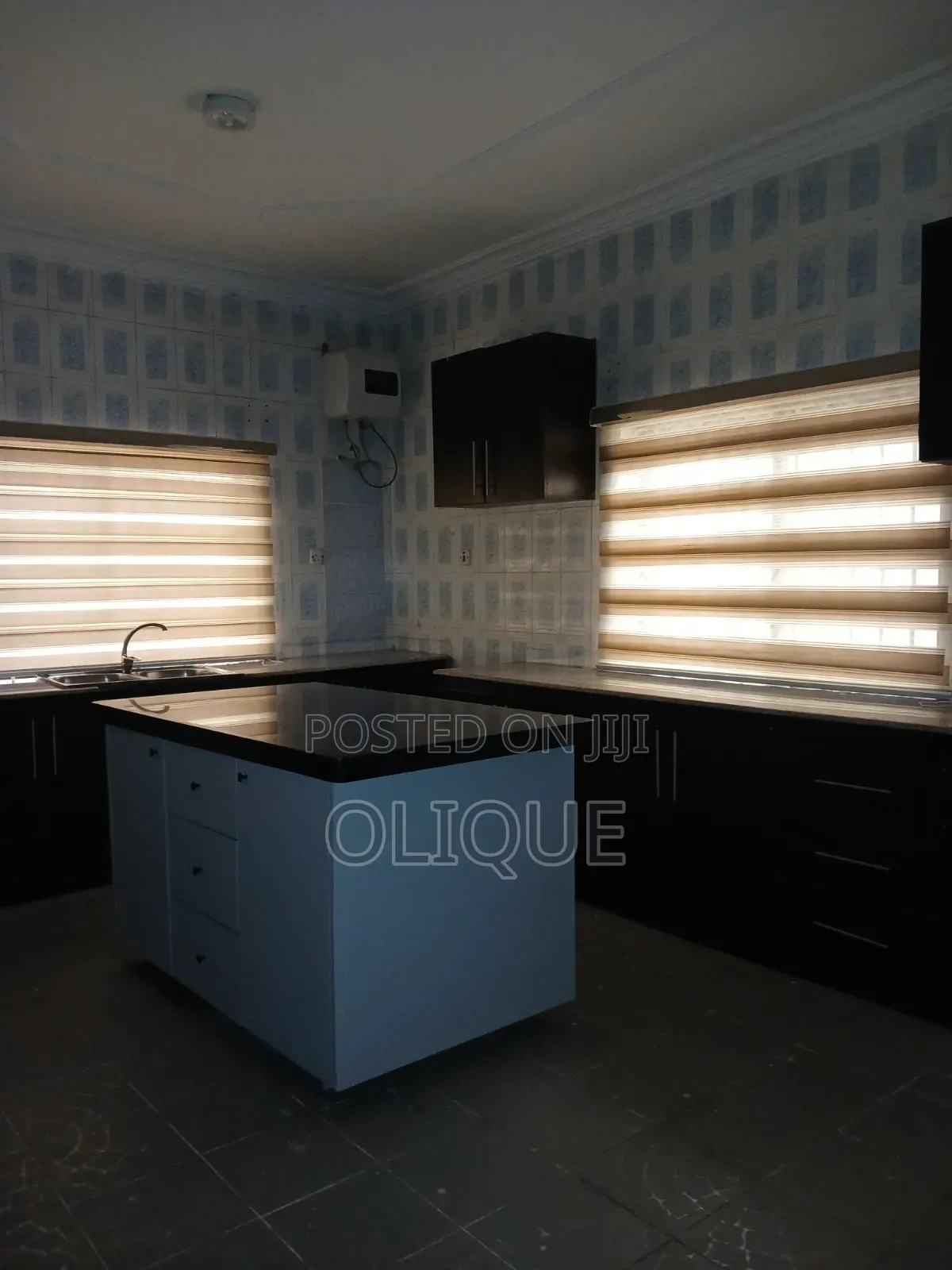 6bdrm Duplex in Wuse 2 for rent