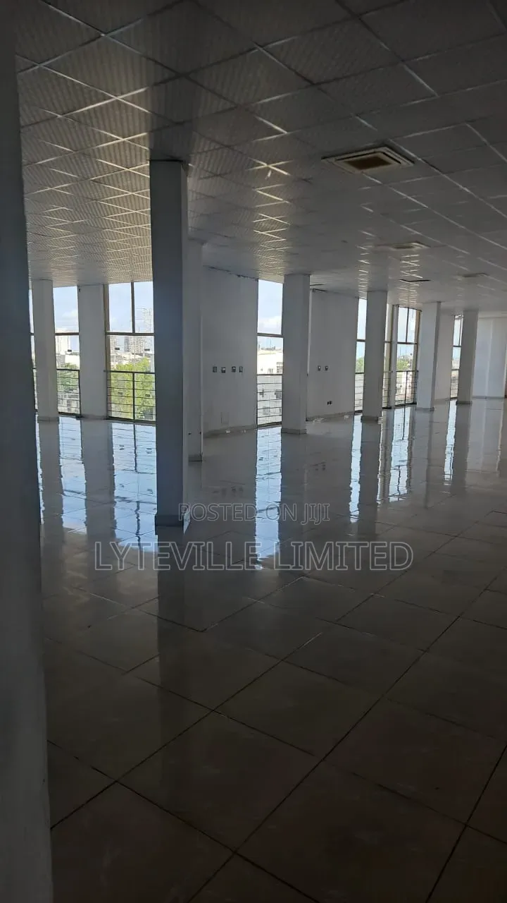 Office/Shop Space 507.24sqm