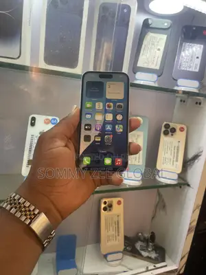 Apple iPhone 15 128 GB White