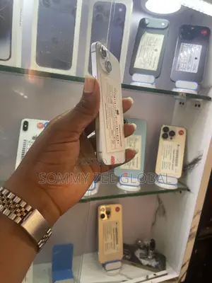 Apple iPhone 15 128 GB White