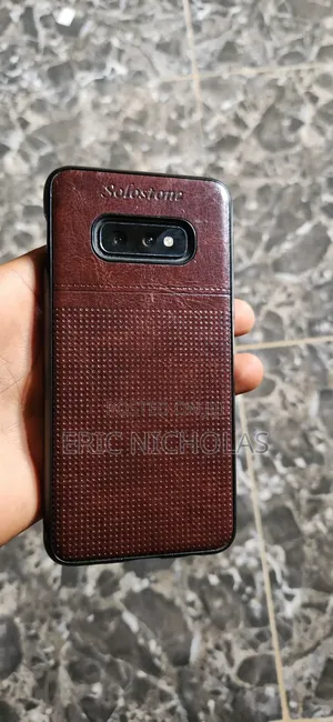 Samsung Galaxy S10e 128 GB Purple