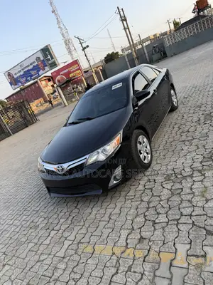 Toyota Camry LE 4dr Sedan (2.5L 4cyl 6A) 2013 Black