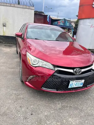 Toyota Camry LE 4dr Sedan (2.5L 4cyl 6A) 2016 Red
