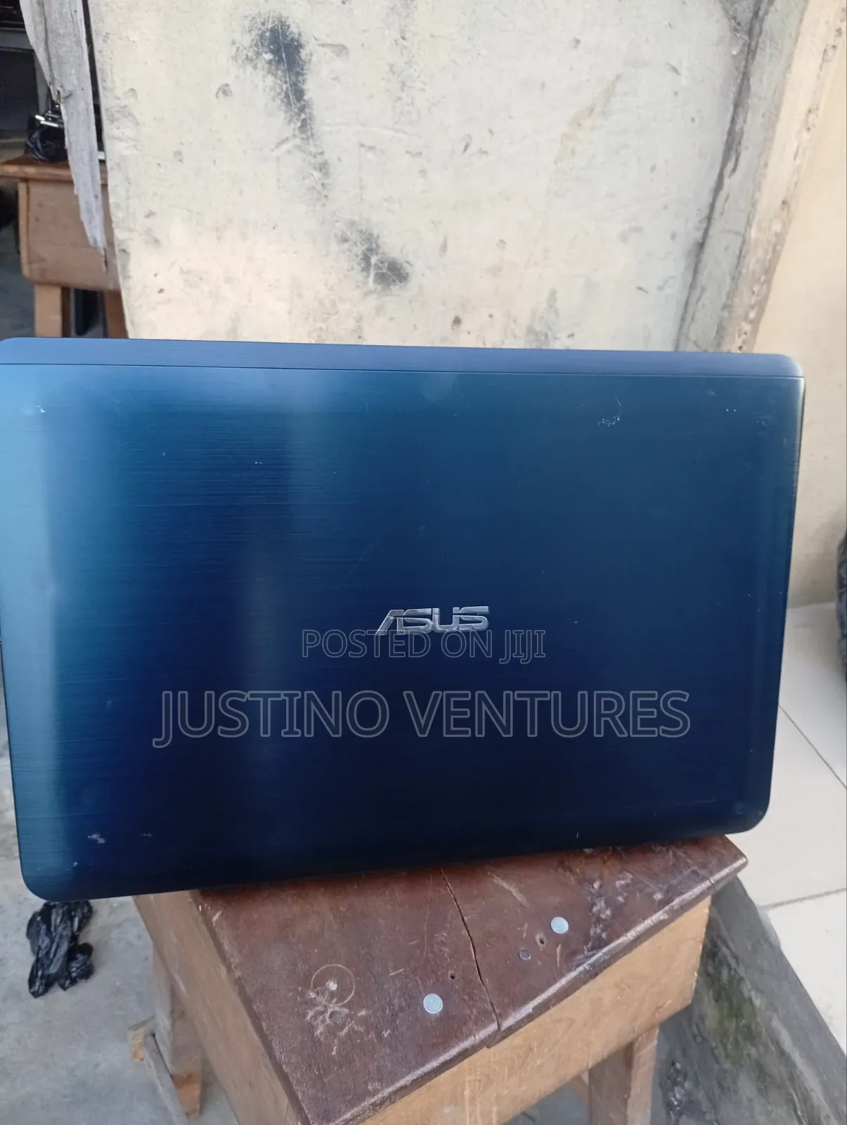 Laptop Asus X555LA 8GB Intel Core i5 HDD 500GB