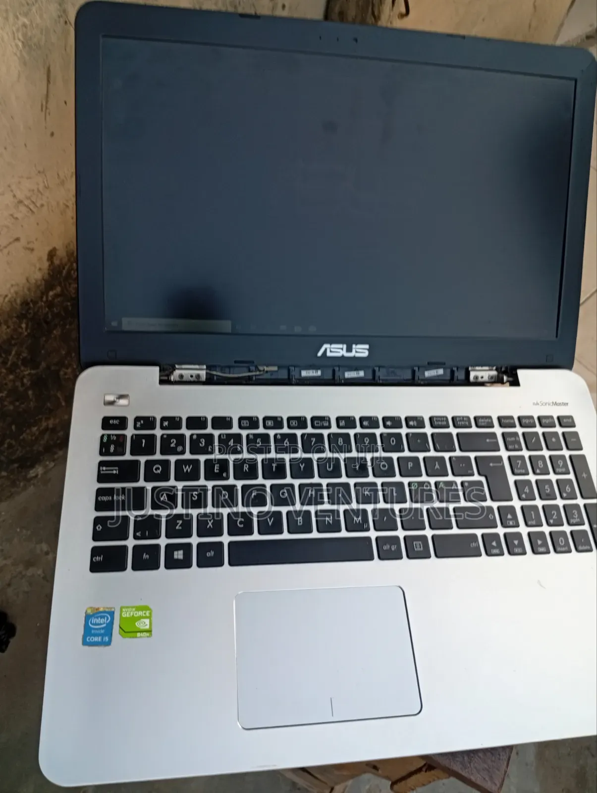 Laptop Asus X555LA 8GB Intel Core i5 HDD 500GB