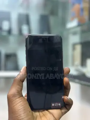 Apple iPhone XR 64 GB Black