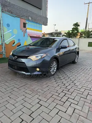 Toyota Corolla LE 4dr Sedan (1.8L 4cyl CVT) 2015 Gray