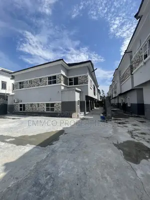 3bdrm Apartment in Askamaya Axis Ikota for rent