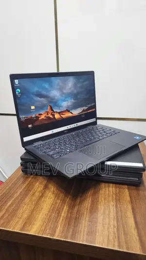 Laptop Dell Latitude 7420 16GB Intel Core i5 SSD 512GB