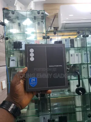 New Samsung Galaxy Z Fold8 Ultra 256 GB Black