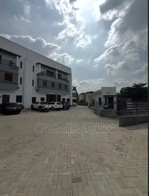 4bdrm Duplex in Wuye for rent