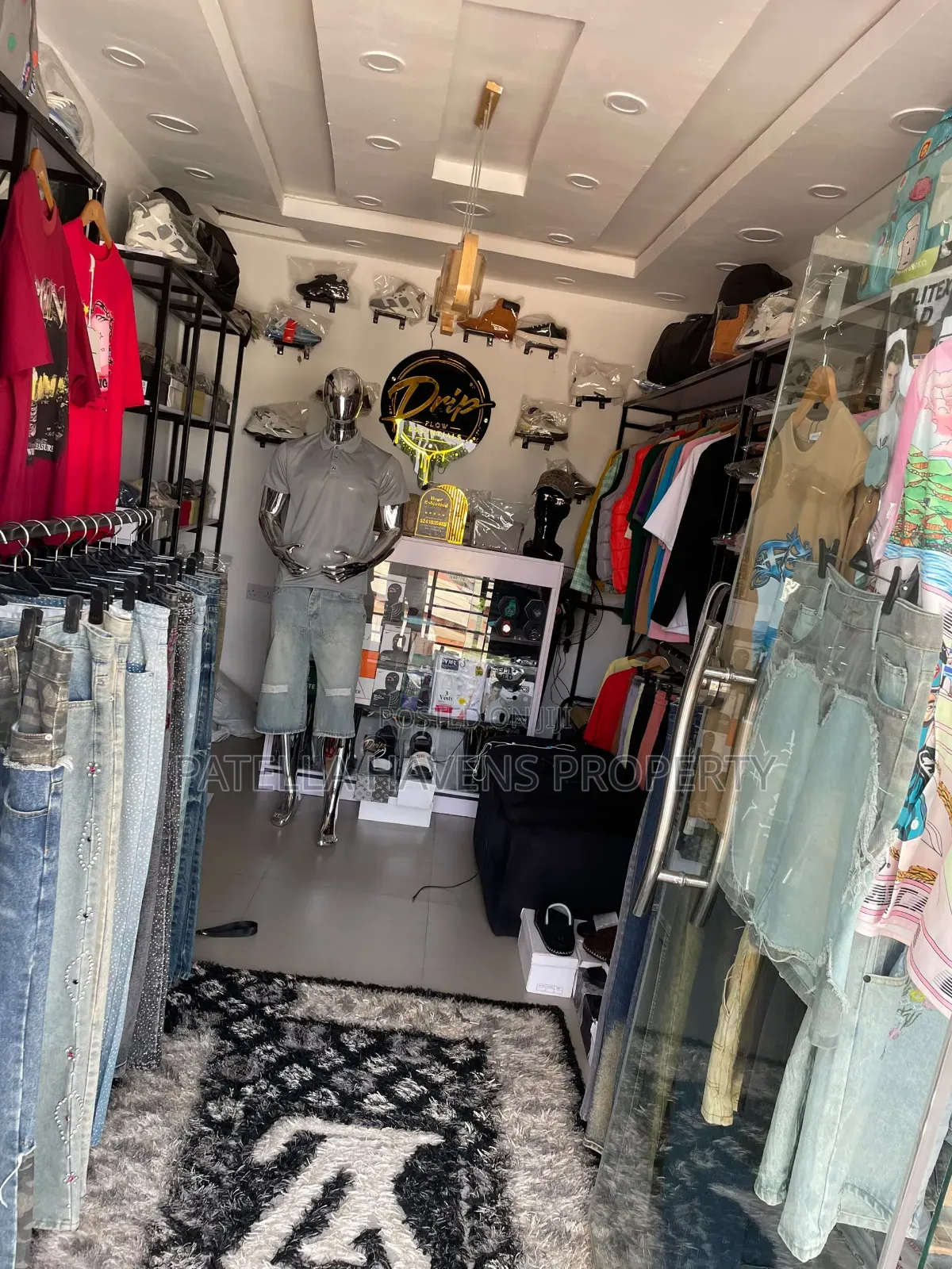 Shop Space for Sale (Lugbe)