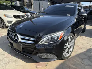 Mercedes-Benz C300 2015 Black