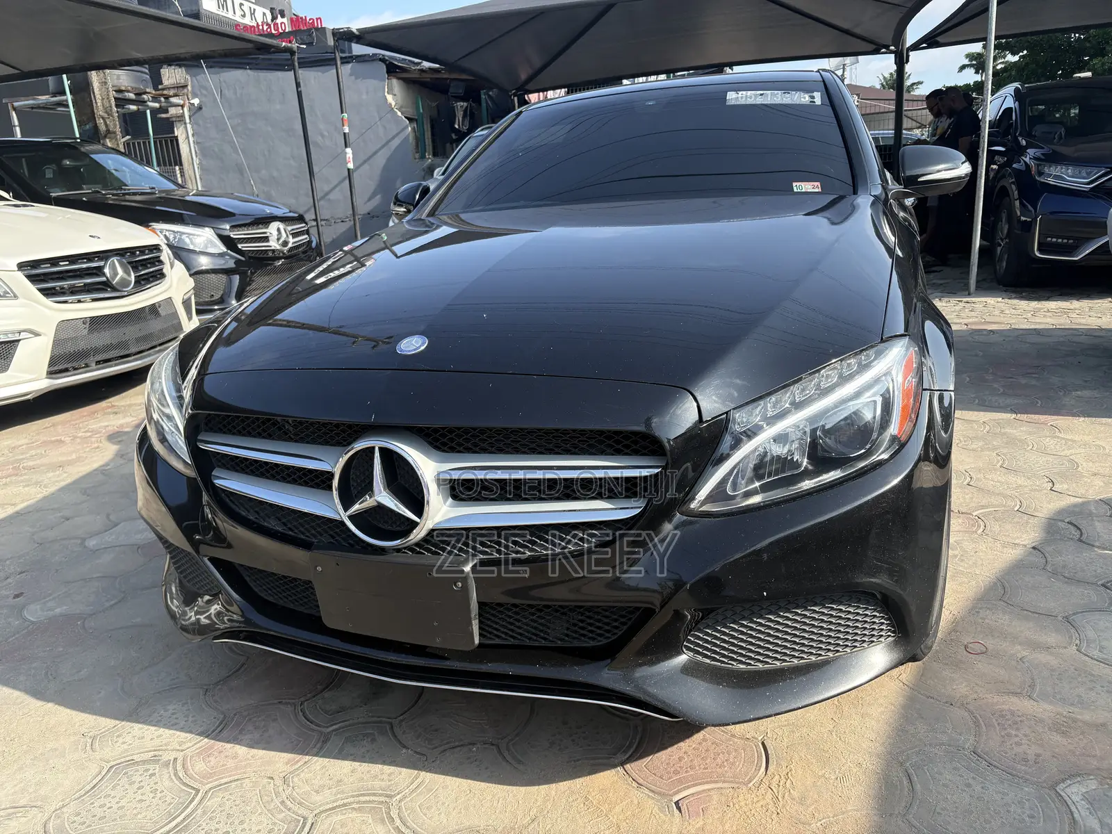 Mercedes-Benz C300 2015 Black