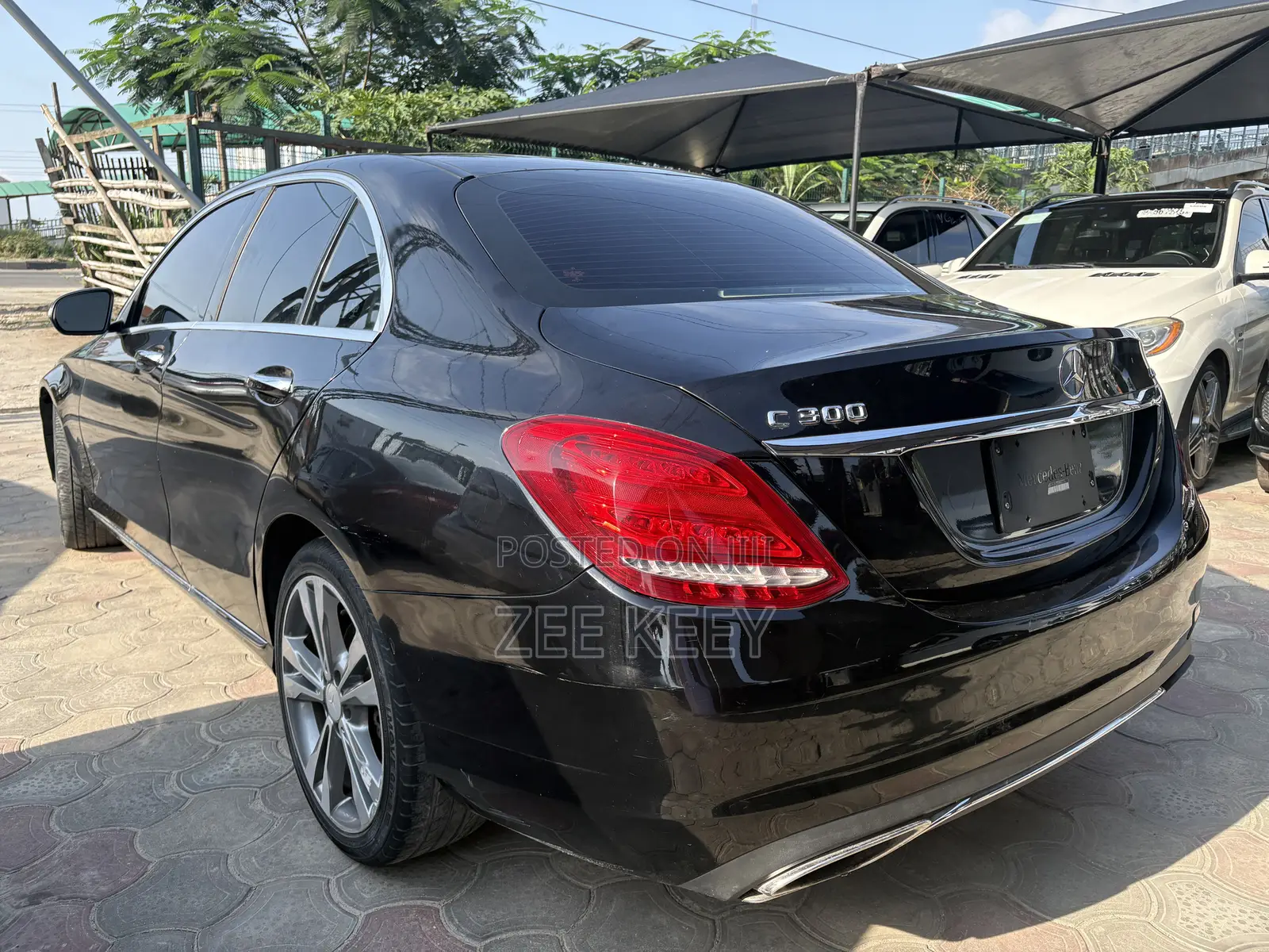 Mercedes-Benz C300 2015 Black