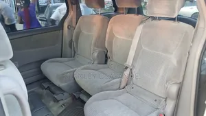 Toyota Sienna 2006 Silver