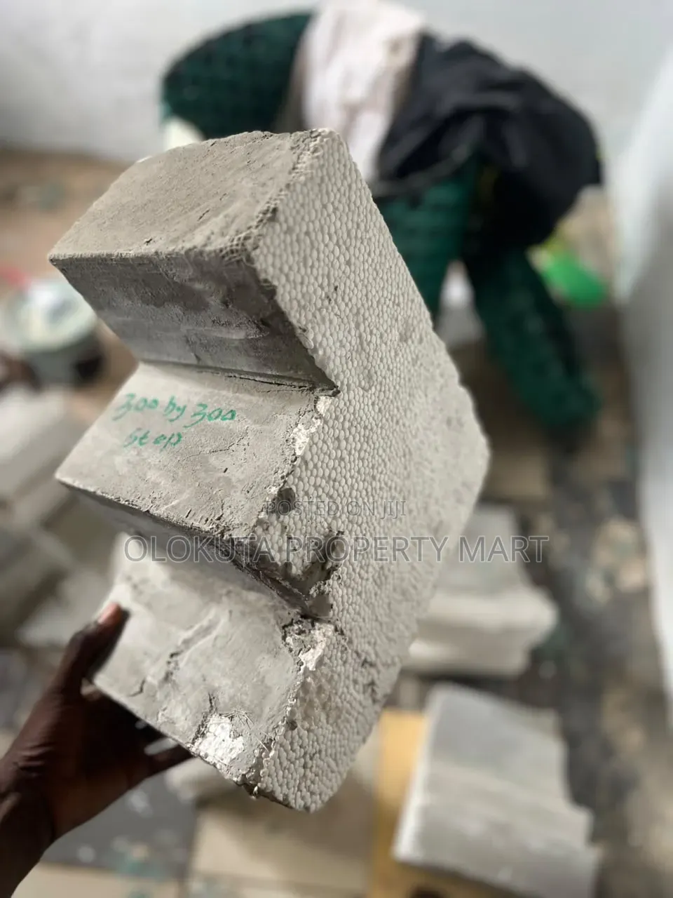 300 by 300 Parapet Polystyrene