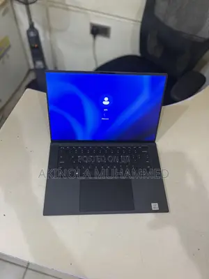 Laptop Dell Precision 5550 16GB Intel Core i9 SSD 1T