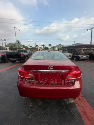 Lexus ES 350 2010 Red