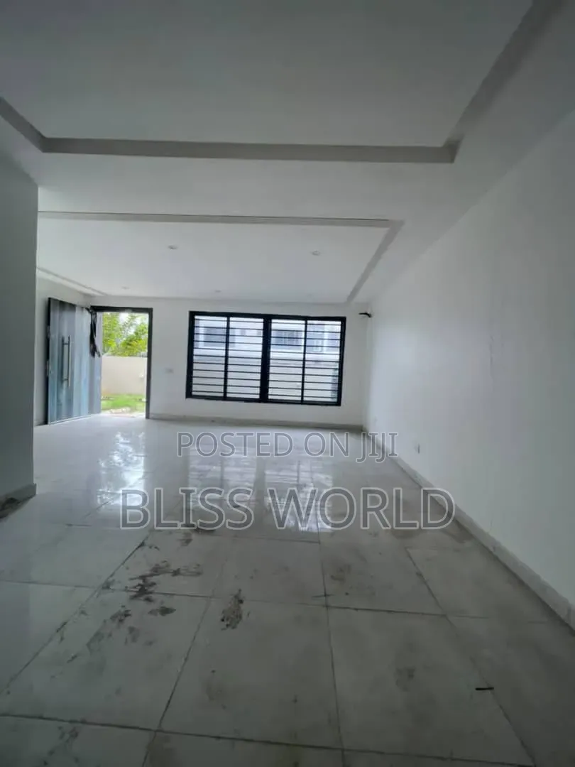 Multi Function Property for Sale in Lifecamp