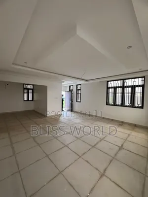 Multi Function Property for Sale in Lifecamp