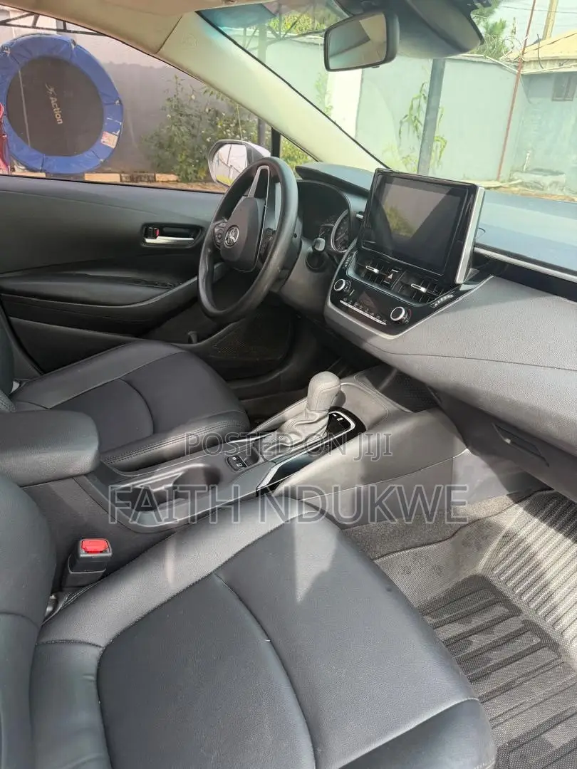 Toyota Corolla 2023 White