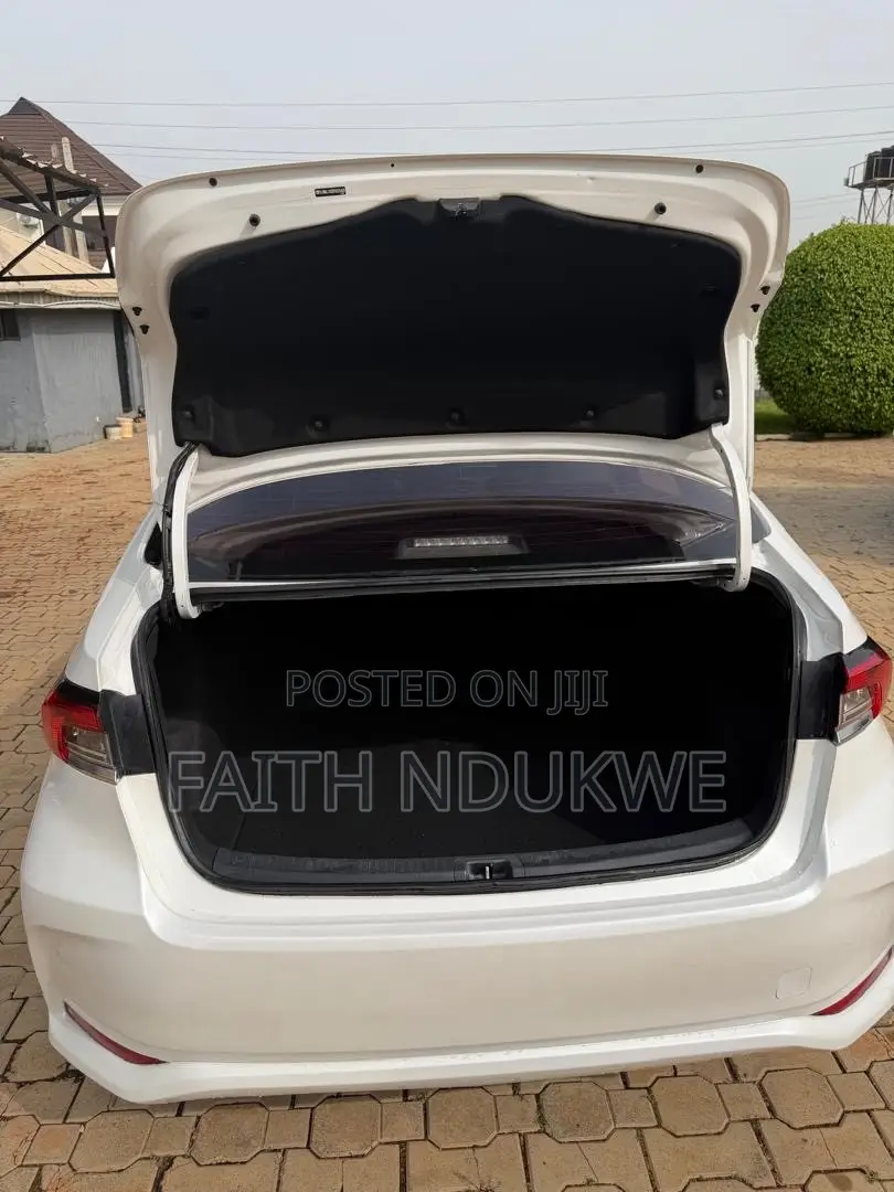 Toyota Corolla 2023 White