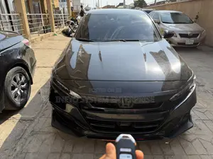 Honda Accord Sport 2.0T 2018 Black