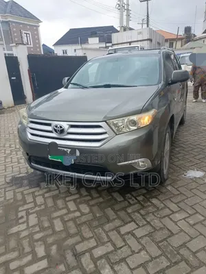 Toyota Highlander 2013