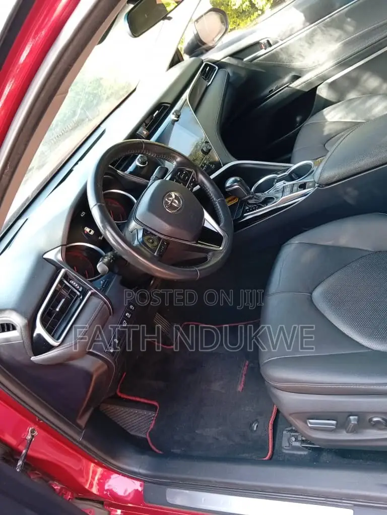 Toyota Camry 2020 Red