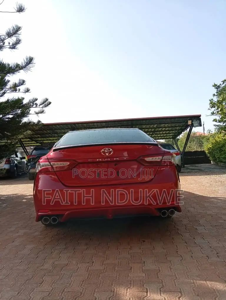 Toyota Camry 2020 Red