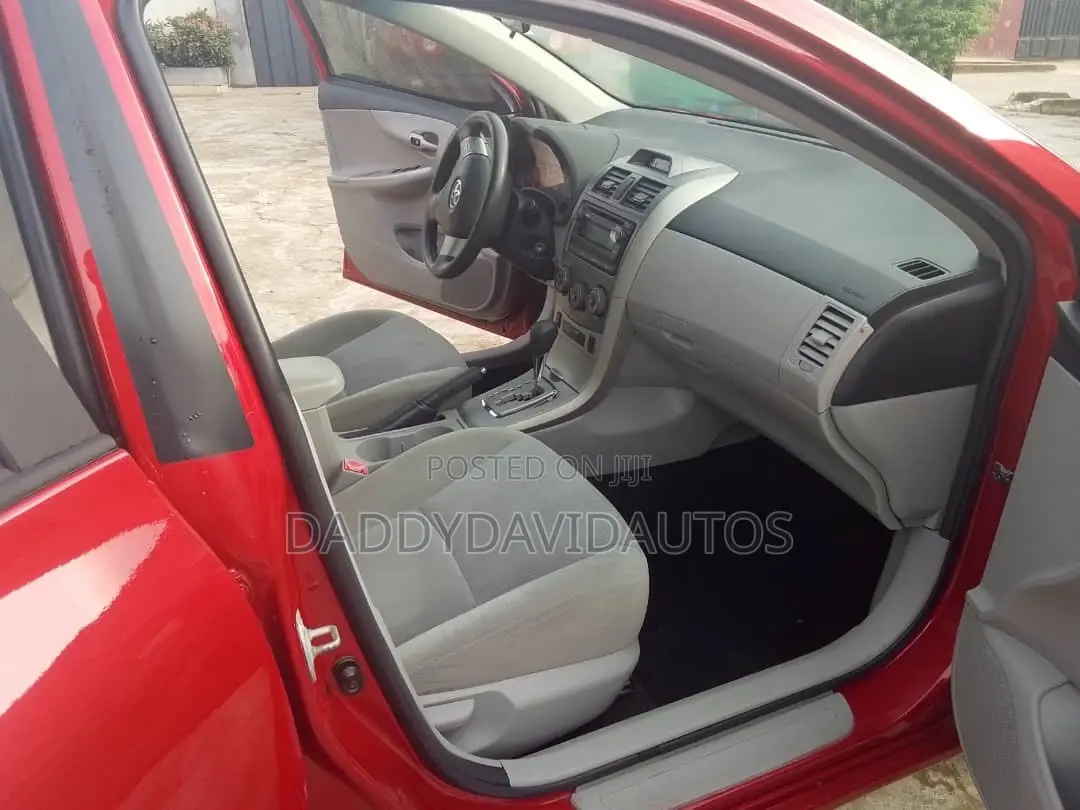 Toyota Corolla 2012 Red