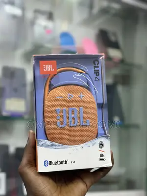 JBL Clip 4